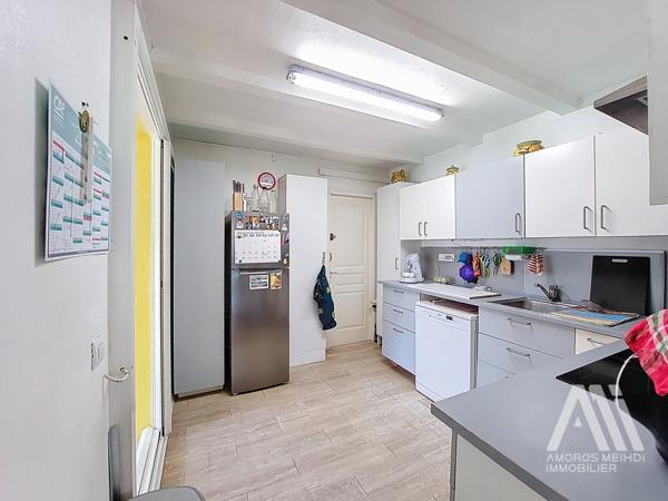 Carnoules (83660) À acheter 320000 € à Carnoules (83) : maison avec 5 pièces