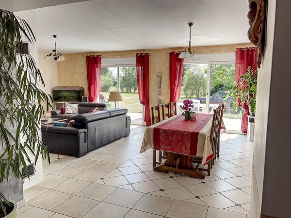 Fermette rénovée proximité centre