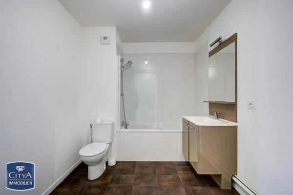 Appartement à louer 2 pièces 41.73m² Joué-lès-Tours (37300)