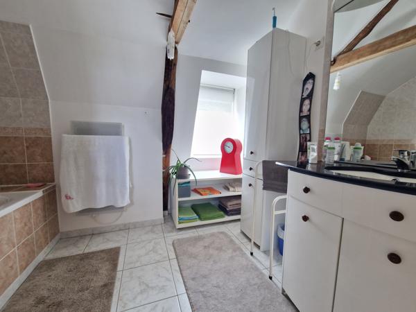 maison village 4ch, charme, jardin et garage