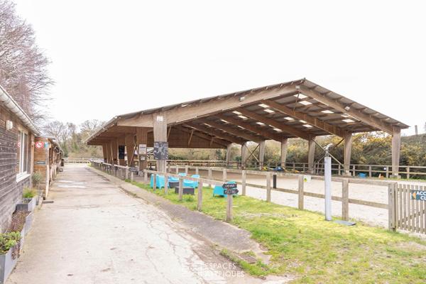 Vue et emplacement exceptionnel – Centre équestre