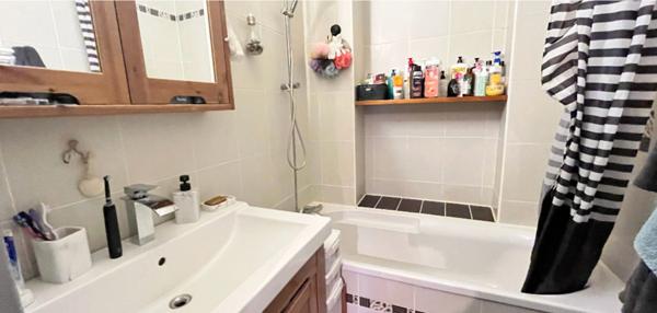 PUTEAUX, AVENUE DU GENERAL DE GAULLE