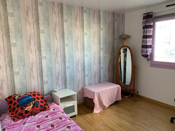 PUTEAUX, AVENUE DU GENERAL DE GAULLE