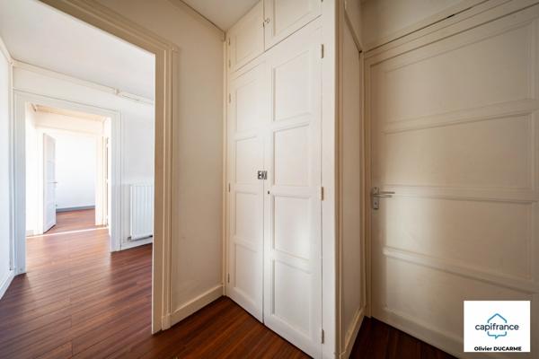 Appartement à louer 3 pièces DIJON (21), secteur allées du Parc, avec balcon, cave et grenier