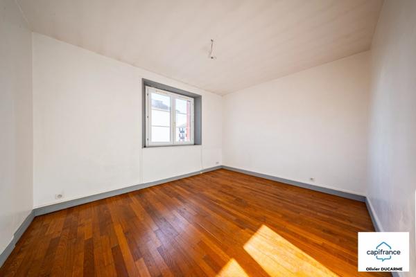 Appartement à louer 3 pièces DIJON (21), secteur allées du Parc, avec balcon, cave et grenier
