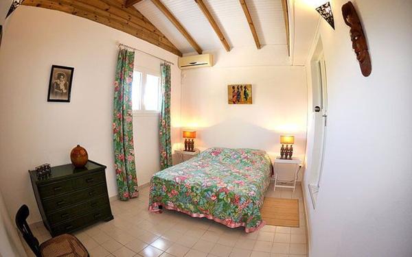 Appartement à vendre    4 pièces •  Le Gosier
