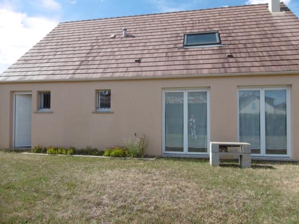 Pavillon plain-pied 2013.1 ch. garage. terrain de 400 m2