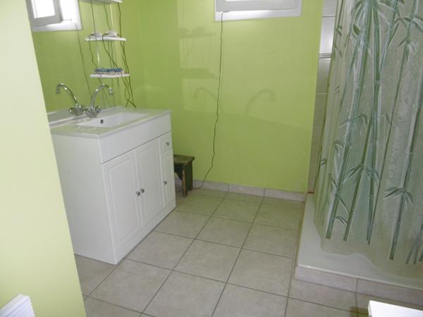 Pavillon plain-pied 2013.1 ch. garage. terrain de 400 m2