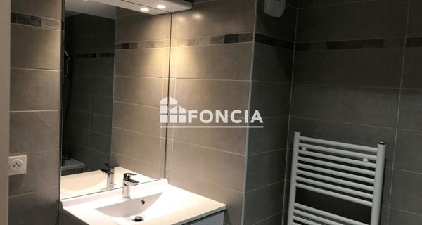 Location Appartement 2 pièces 52.16 m² - Sèvres 92310