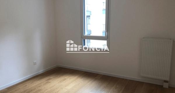 Location Appartement 2 pièces 52.16 m² - Sèvres 92310