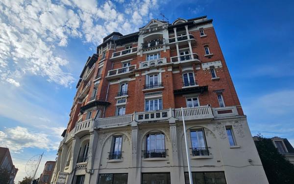 Appartement à louer    4 pièces • 84,68 m2 Enghien-les-Bains