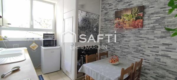 En lisière de forêt proche commerces et transport en commun