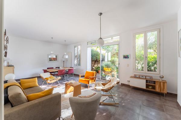 PROCHE SAINT BARNABÉ : Maison 5 pièces 144 m2 avec terrasse