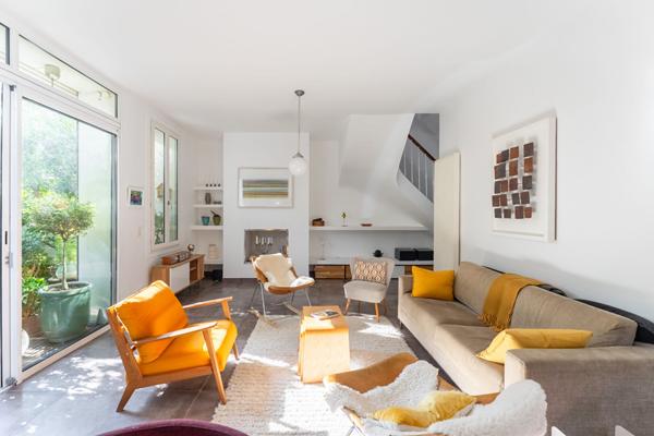 PROCHE SAINT BARNABÉ : Maison 5 pièces 144 m2 avec terrasse