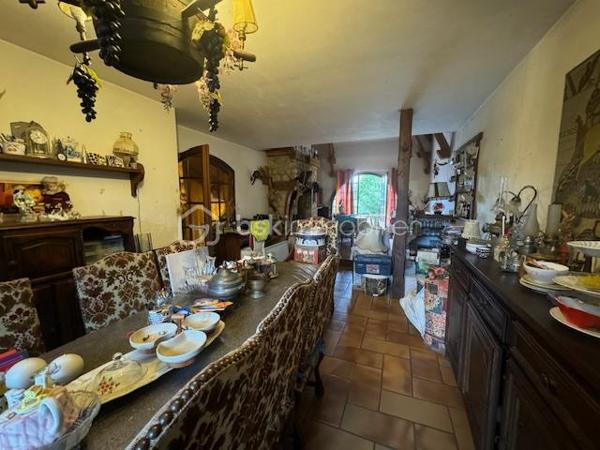 Maison ancienne de 230 m²