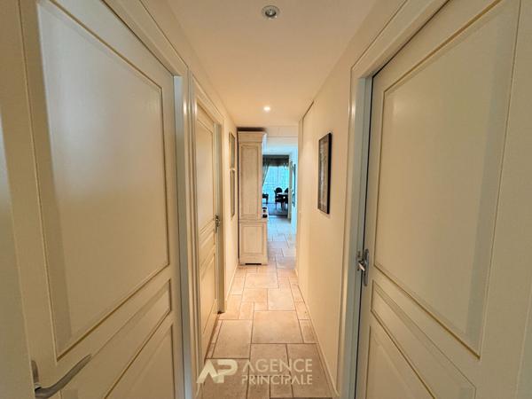 Appartement 116 m² - 3 chambres - 2 terrasses - garage - La Rochelle Médiathèque 762 850 € **  - Référence  MRJH754D1