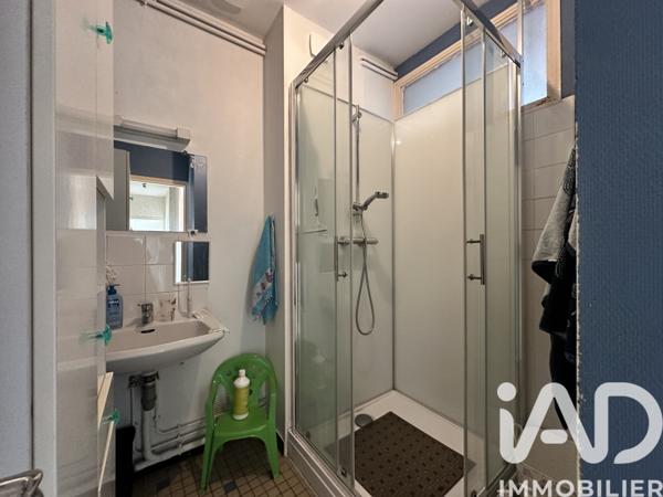 Maison à vendre 4 pièces 78 m² Sauzé-Vaussais