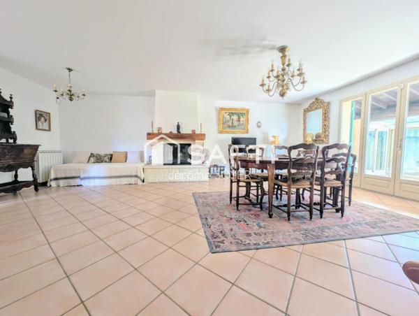 MAISON 4 PIECES 120 M², TERRAIN 551 M²