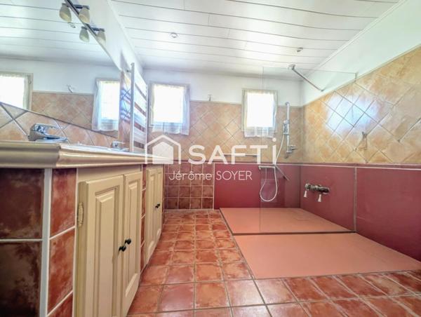 MAISON 4 PIECES 120 M², TERRAIN 551 M²