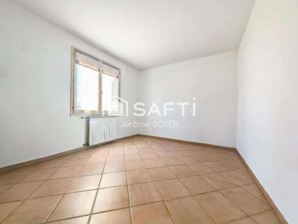 MAISON 4 PIECES 120 M², TERRAIN 551 M²