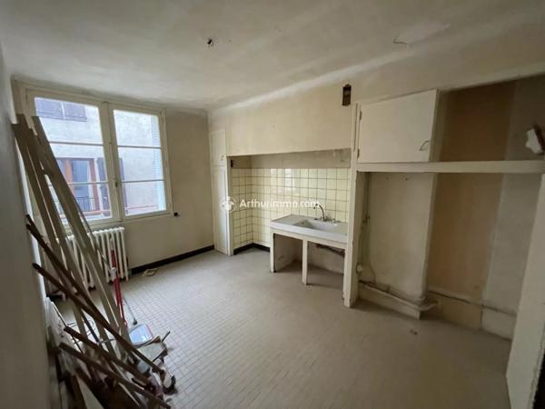 Vente Immeuble 12 pièces 223 m2 à Millau