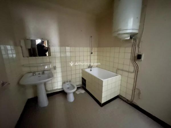 Vente Immeuble 12 pièces 223 m2 à Millau