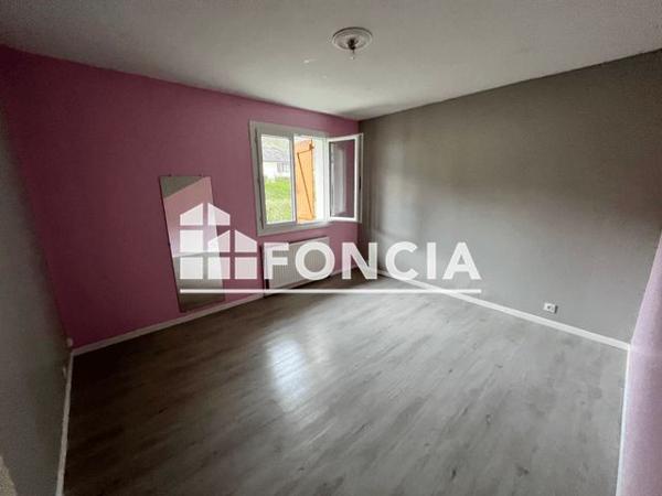 Location Maison 4 pièces 88 m² - 28 Lotissement La Cigalière Maubec 38300