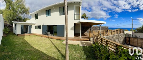 Maison 4 pièces de 121 m² à Saint-Leu (97436)