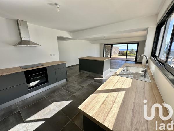 Maison 4 pièces de 121 m² à Saint-Leu (97436)