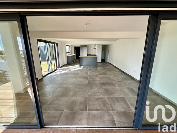 Maison 4 pièces de 121 m² à Saint-Leu (97436)