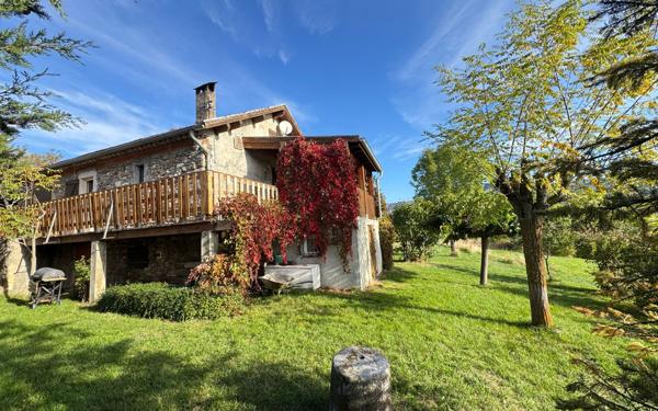 Maison à vendre    4 pièces • 76,80 m2 Vitrolles