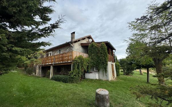 Maison à vendre    4 pièces • 76,80 m2 Vitrolles