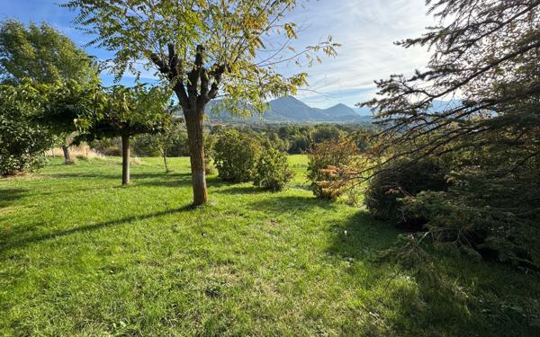 Maison à vendre    4 pièces • 76,80 m2 Vitrolles