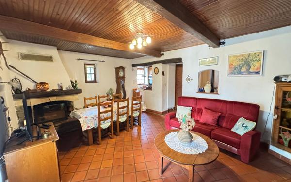 Maison à vendre    4 pièces • 76,80 m2 Vitrolles