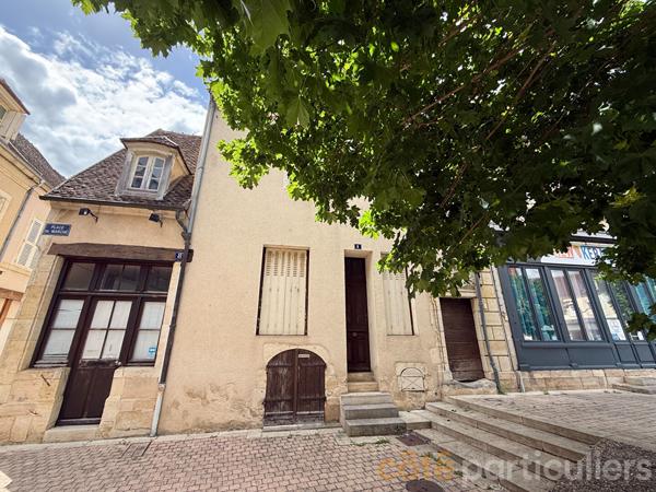 Vente
                Maison90,53 m² - 5 Pièces -
                    SAINT AMAND MONTROND (18200)