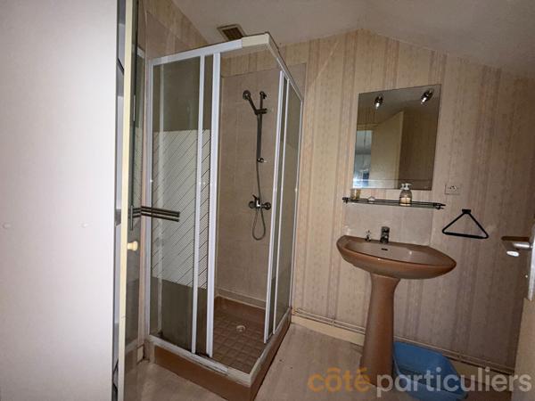 Vente
                Maison90,53 m² - 5 Pièces -
                    SAINT AMAND MONTROND (18200)