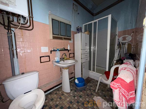 Vente
                Maison90,53 m² - 5 Pièces -
                    SAINT AMAND MONTROND (18200)