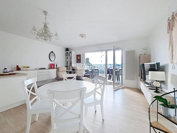 Proximité centre-ville AURAY - Appartement T3 - 71,60 m² - 1 cave - 2 stationnements