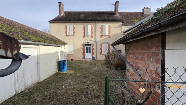 Spacieuse maison à rénover