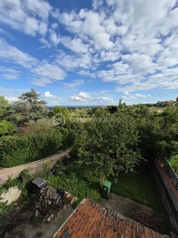 Maison de village de 231 m²