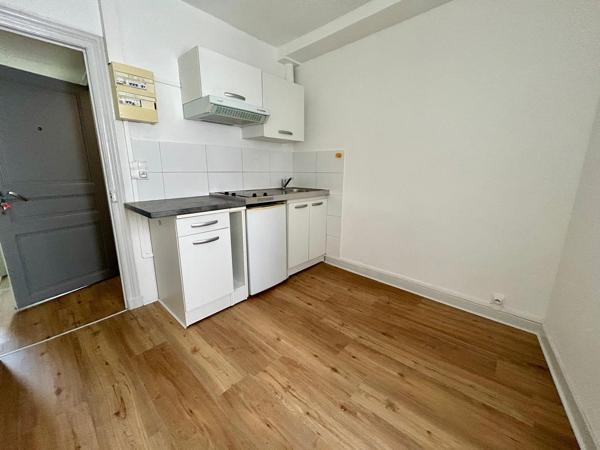 T2 place de la liberté - 40m2 - Clermont-Province T2 place de la liberté – 40m2