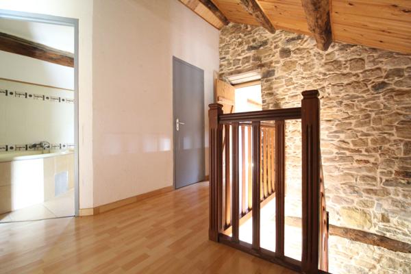 Saint-Affrique (12400) MAISON 175m² SCINDEE EN 2 LOGEMENTS AVEC COUR et CAVE