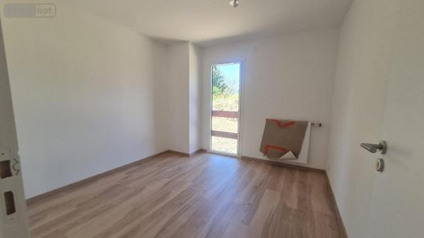 Appartement à vendre à Challes-les-Eaux en Savoie (73190), ref : 73006-200