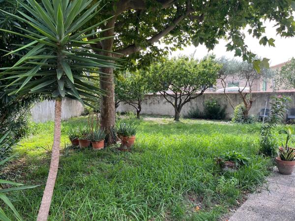 Maison spacieuse avec T2 indépendant et 2 garages