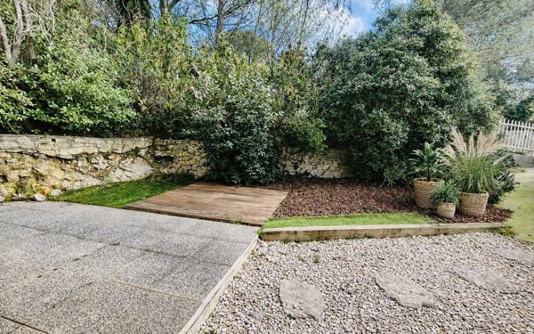 Appartement à vendre    3 pièces • 86 m2 Nîmes