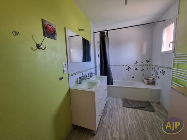 Vente maison La Chevroliere : 339 999 € - AJP Immobilier Saint-Philbert-de-Grand-Lieu