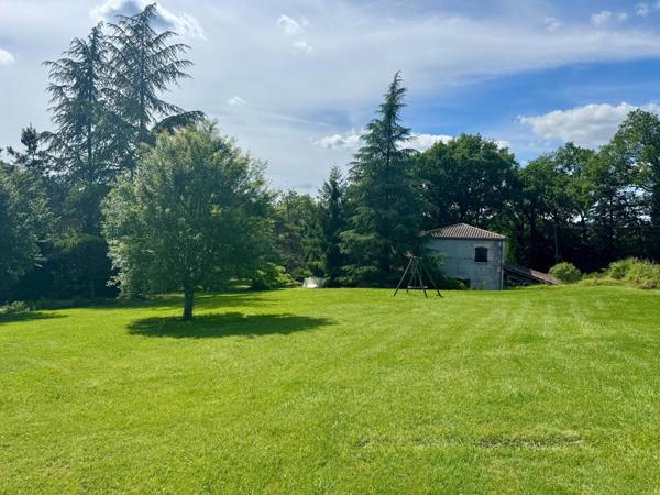 Havre de paix avec étang privé