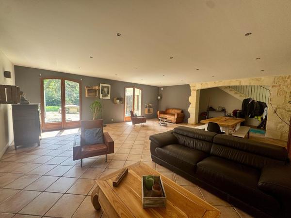 Havre de paix avec étang privé