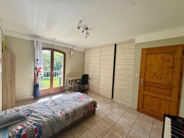 Havre de paix avec étang privé