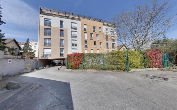 Appartement à vendre    2 pièces • 46,75 m2 Aulnay-sous-Bois